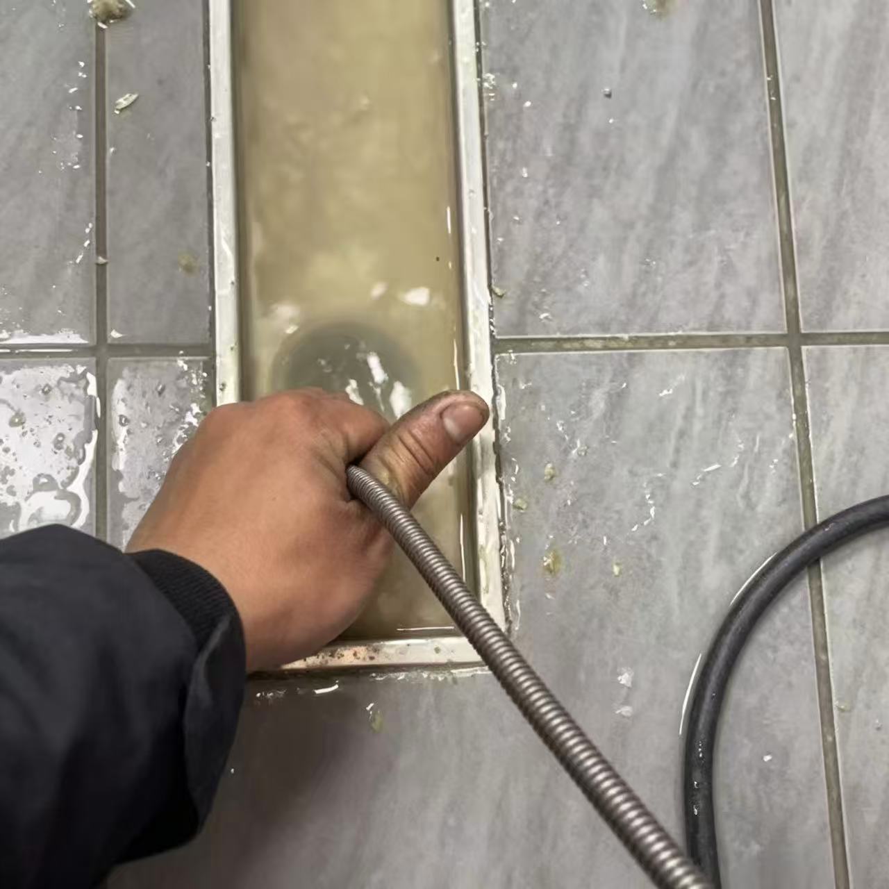 廚房油垢排水口堵塞